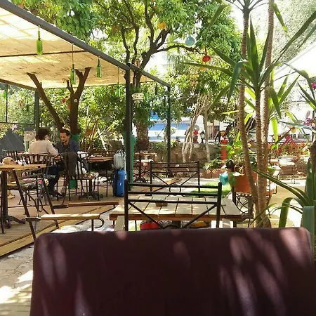 Гостевой дом Konukzade Oldtown Apart 3*