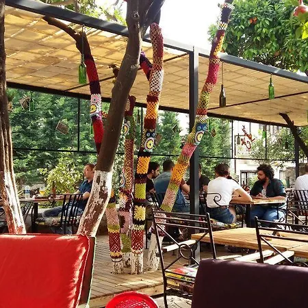 Konukzade Oldtown Apart 3*