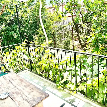 Гостевой дом Konukzade Oldtown Apart 3*