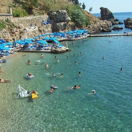 Konukzade Oldtown 3* Antalya