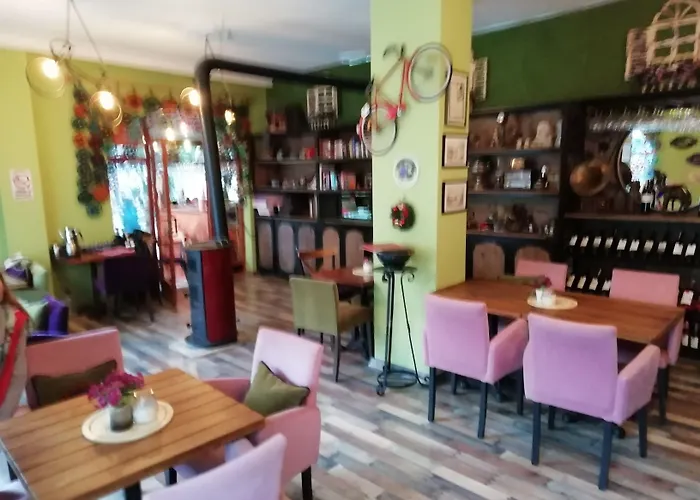 Konukzade Oldtown 3* Antalya
