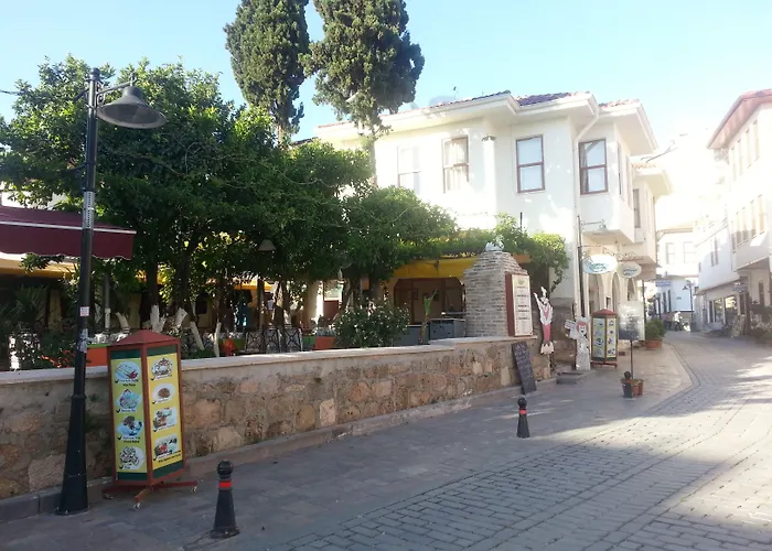 Pensión Konukzade Oldtown Antalya