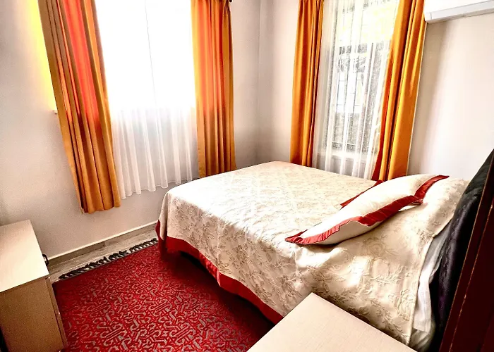 Pensión Konukzade Oldtown 3*