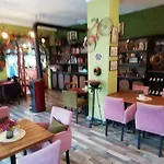 Konukzade Oldtown 3* אנטליה